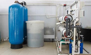 Reverse osmosis tanks and pipes